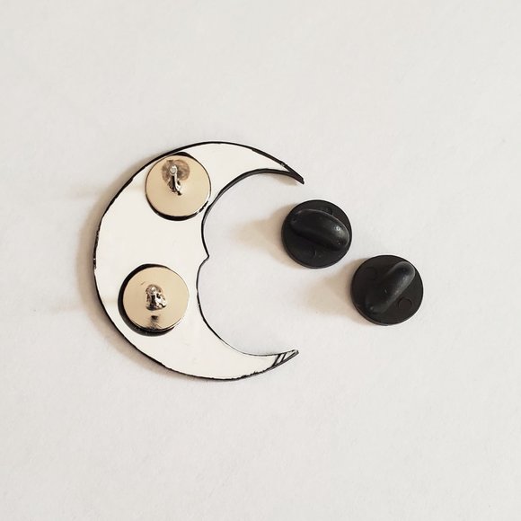 Crescent Moon Brooch / Pin - Hand-Painted - Picture 4 of 8